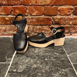 Poppy Barley East Coast Clog